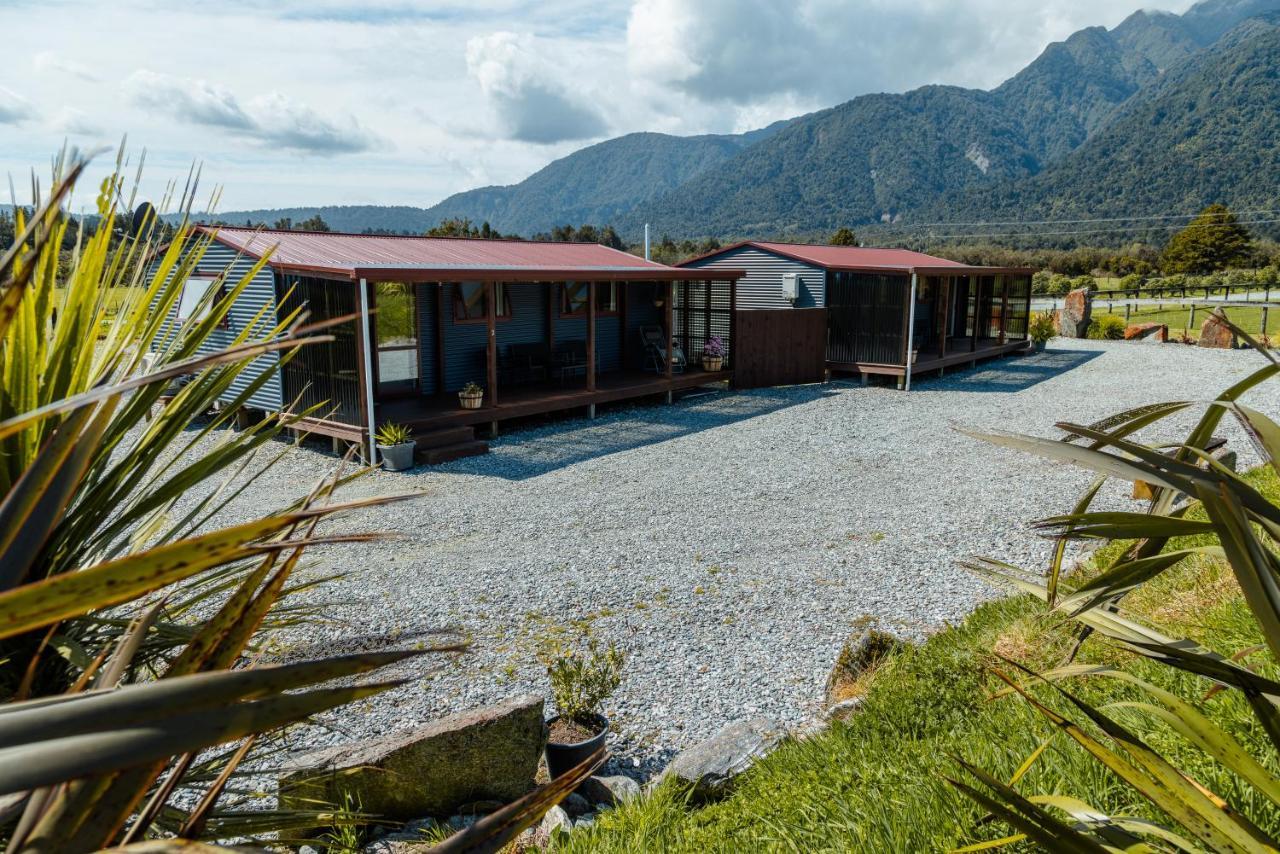 Te Awa Cottages 프란츠요제프 외부 사진